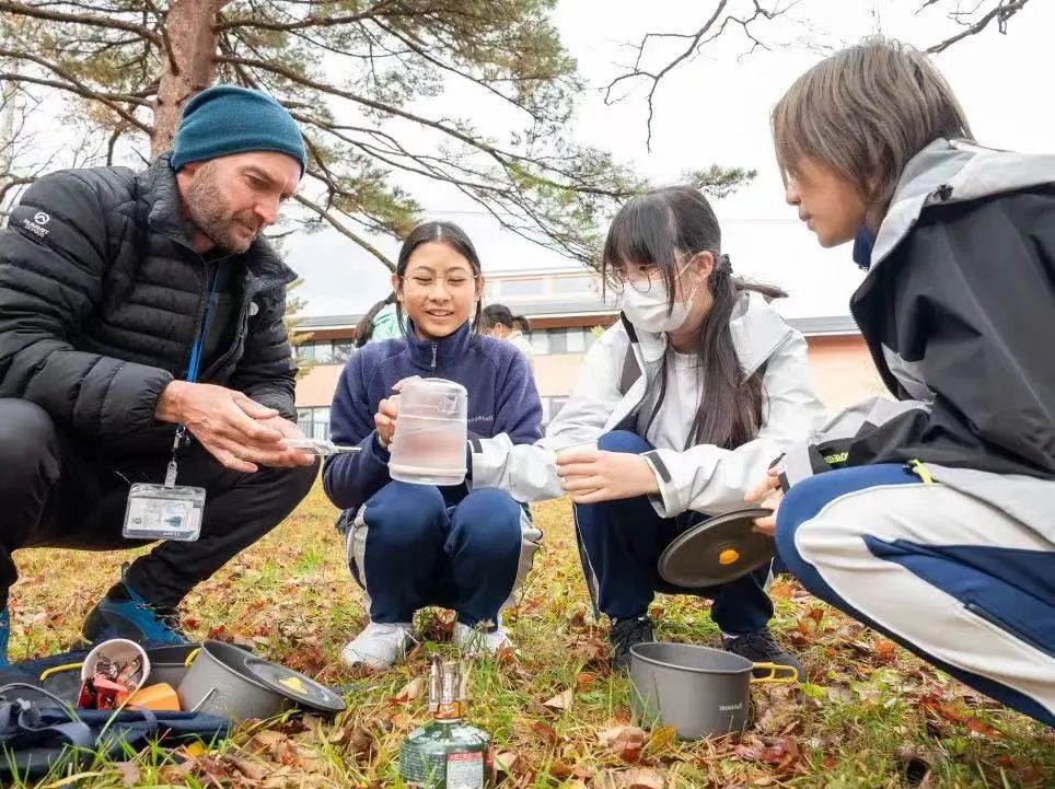 让孩子在环境中成长,让孩子在自然中学习