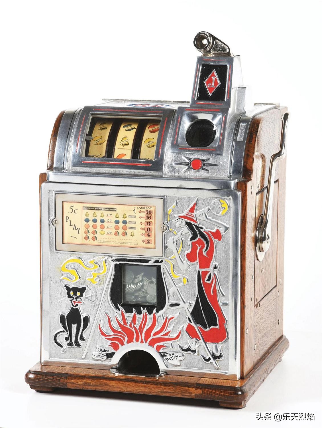 1895年——查理·费发明第一台商业老*机虎**