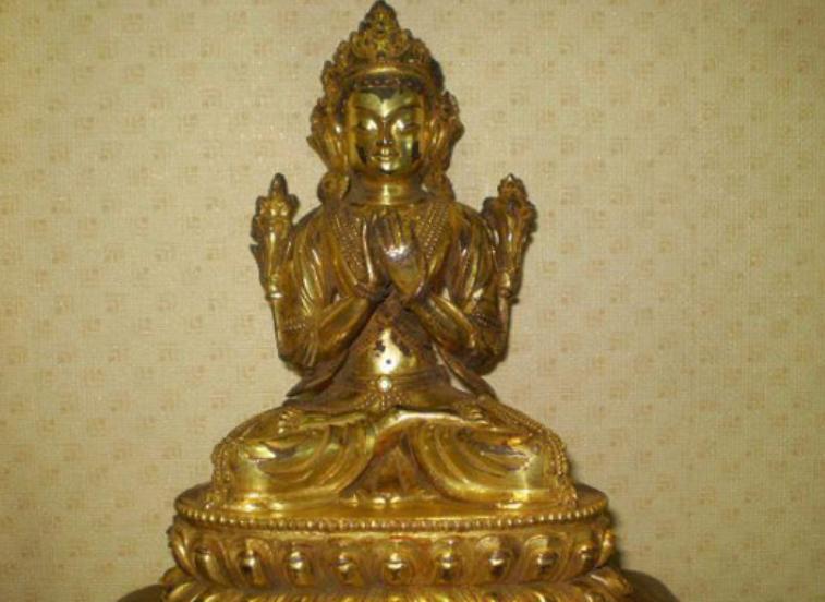 小伙农村收古董700元买个黄金佛,90后小伙专业回收黄金