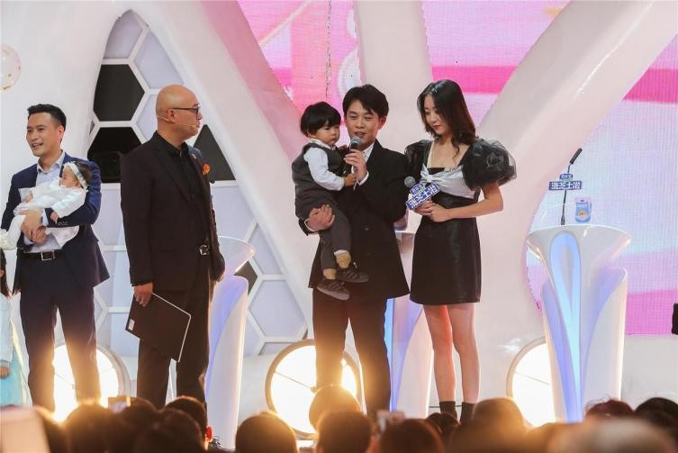 乐嘉到底是错还是对,乐嘉最艰难的时候