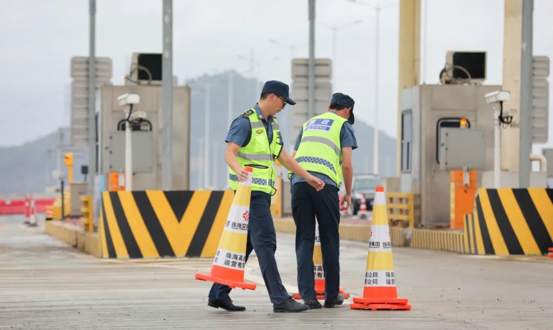 洪鹤大桥最新官方消息,洪鹤大桥今日新闻