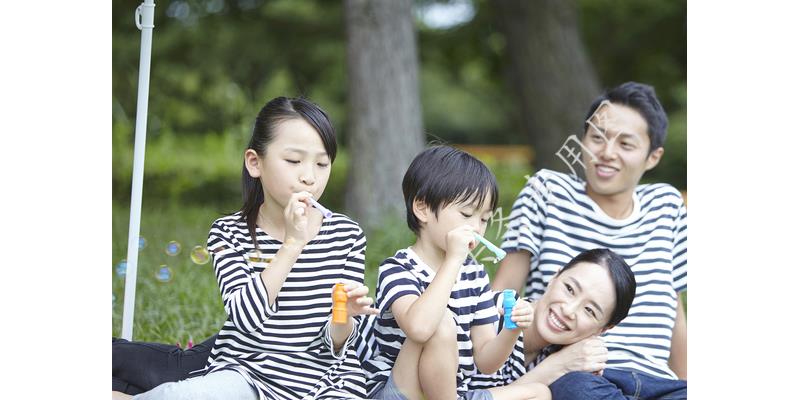 跟亲家旅游回来，碰巧更换相似微信头像，我收到一条儿媳发错语音