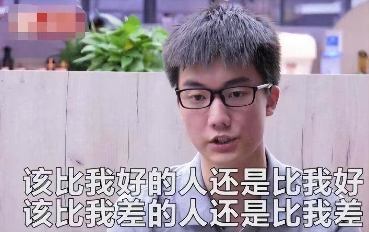 高考第一个交卷称高考太简单,声称考题太简单最后考了多少分