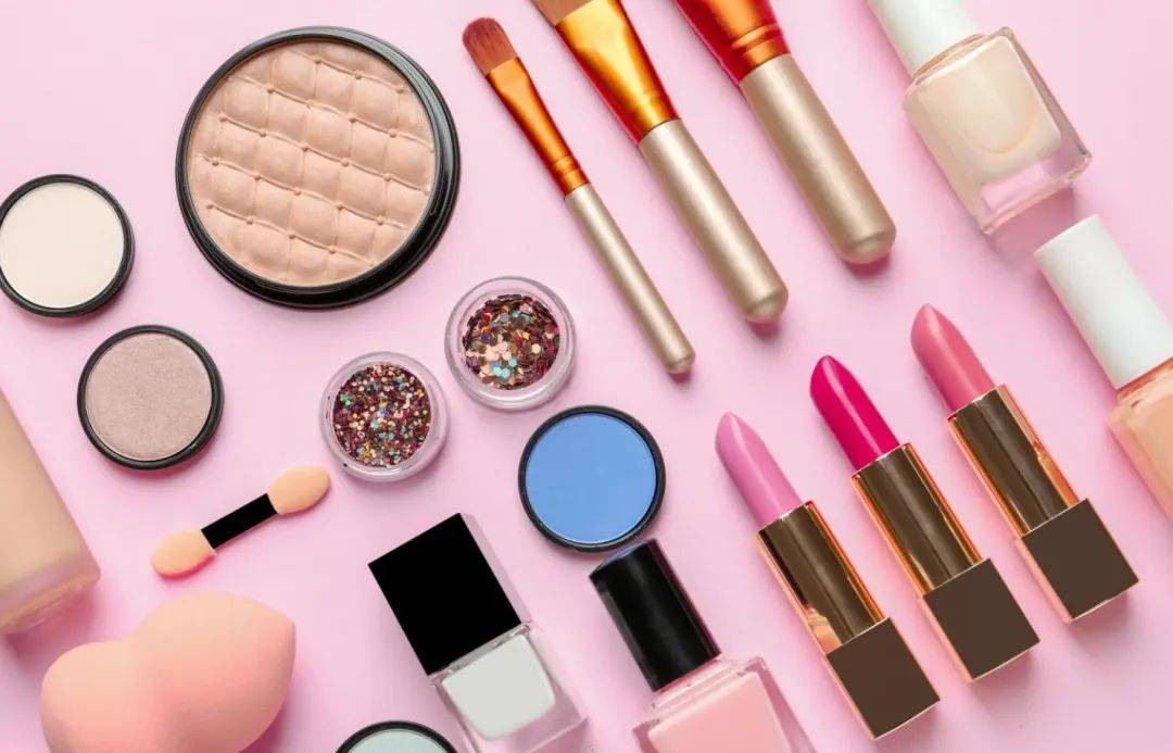 珀莱雅双抗精华销量趋势,珀莱雅双抗精华竞品分析