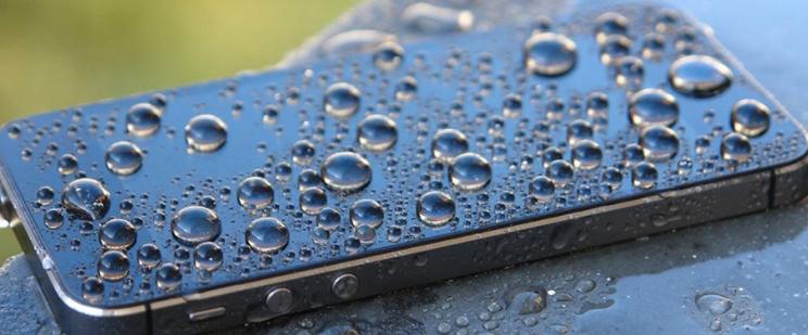 手机贴膜跟不贴膜摔坏的区别,手机摔了还能贴膜吗