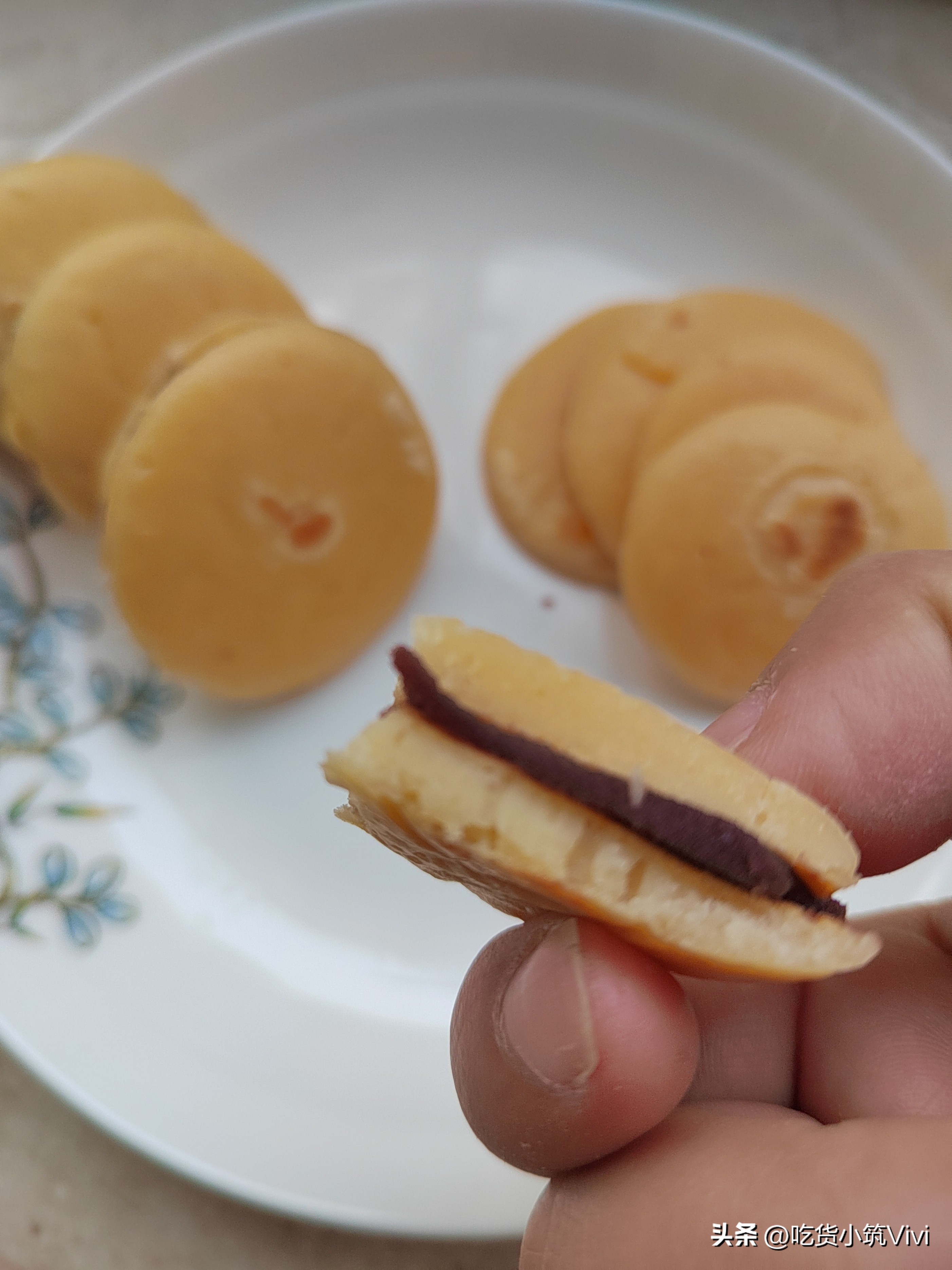 怎样做出哆啦a梦同款的铜锣烧,两种方法制作哆啦a梦记忆面包