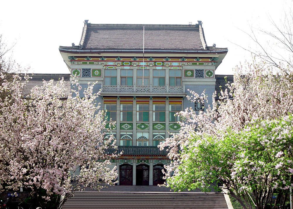 山东师范大学算名牌大学吗,山东师范大学和齐鲁师范学院区别