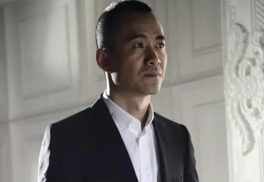 从名主持到阶下囚，出狱后的邱启明过得如何？直播带货仅百人围观