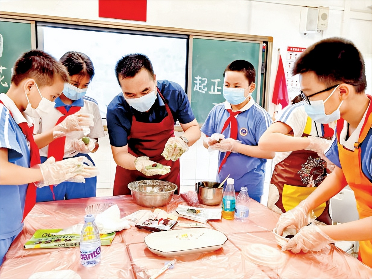 广东省深圳市光明区东周小学,东周小学在光明排名
