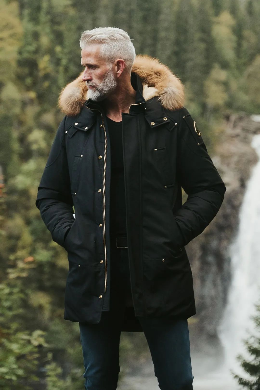 tnf羽绒服哪个好看,别再穿烂大街的外套