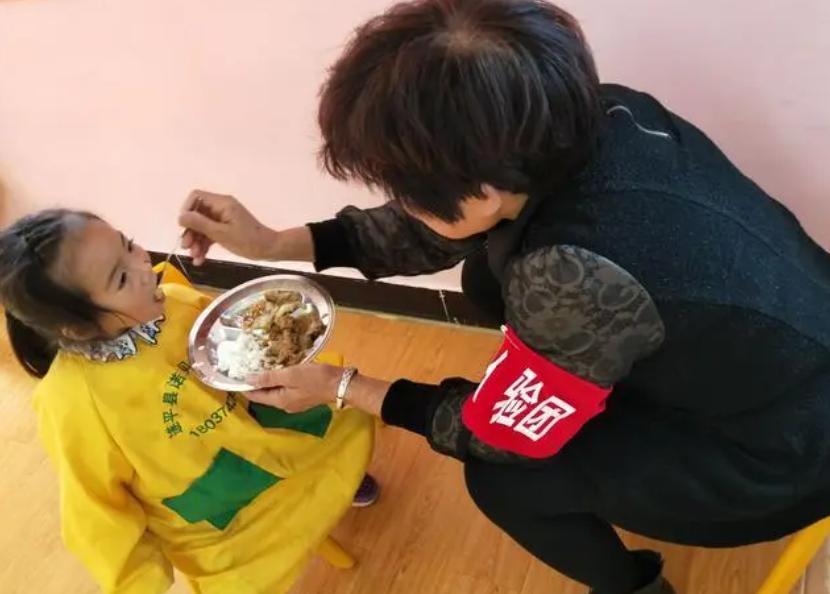 鍏绘仼涓嶅強鐢熸仼澶уコ鍎胯鎶涘純,鍏绘仼澶т簬鐢熸仼鐨勫皬濂冲