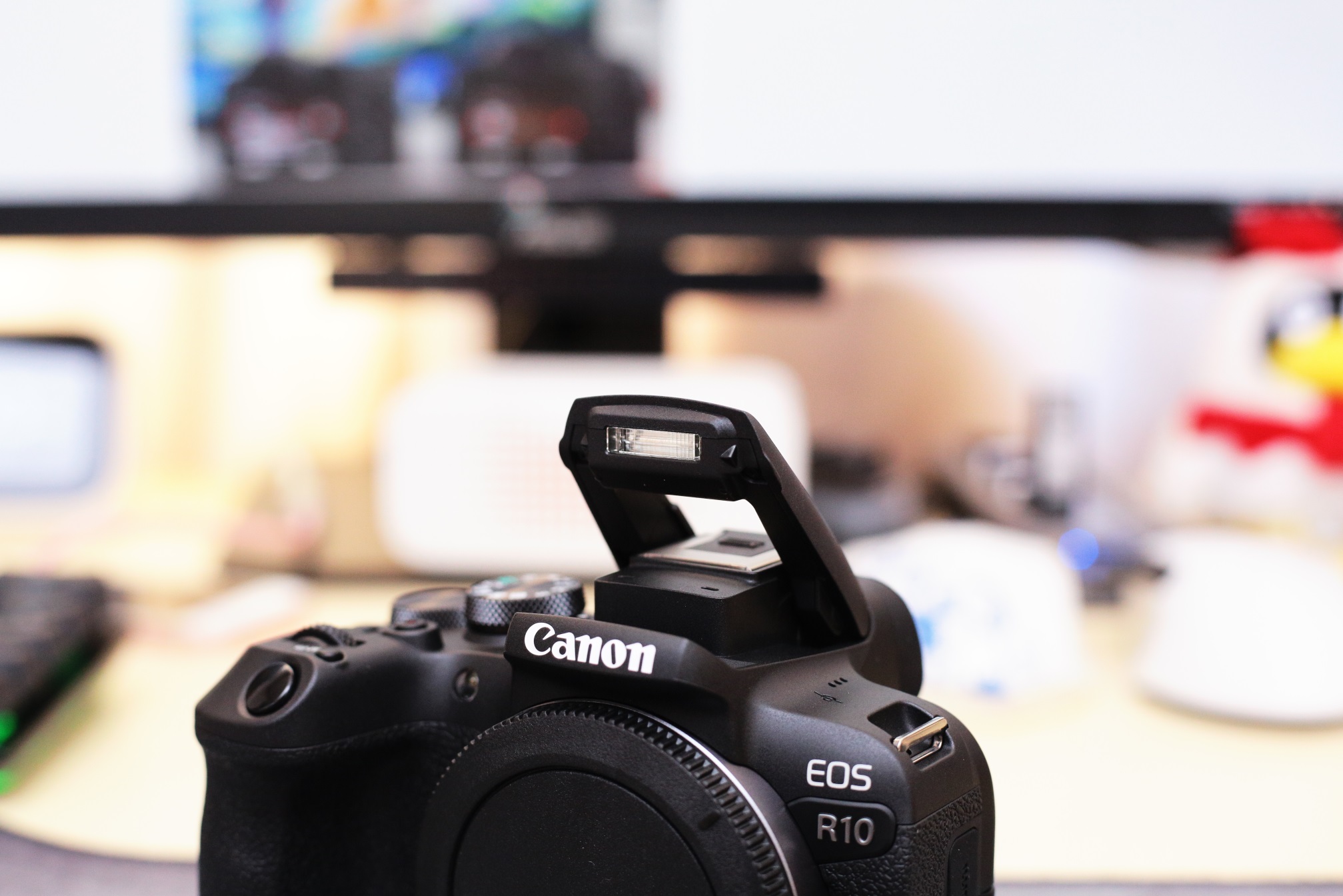 5d3跟r10拍照画质对比,佳能r10还是选择老款5d3