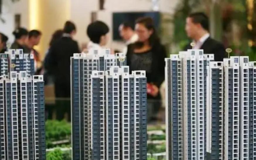 花2万伪造金缕玉衣专家称价值24亿,伪造的金缕玉衣从银行骗贷67亿