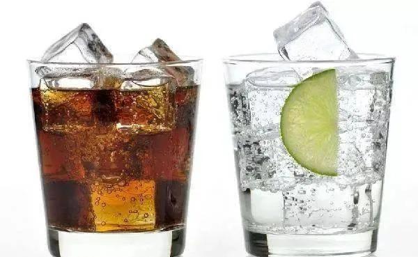 怀孕期间特别想喝可乐,怀孕期间想喝甜饮料