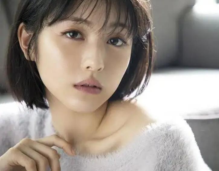 女偶像陪酒视频曝光！日娱连曝多位女星大瓜，有人曾陪王思聪出游