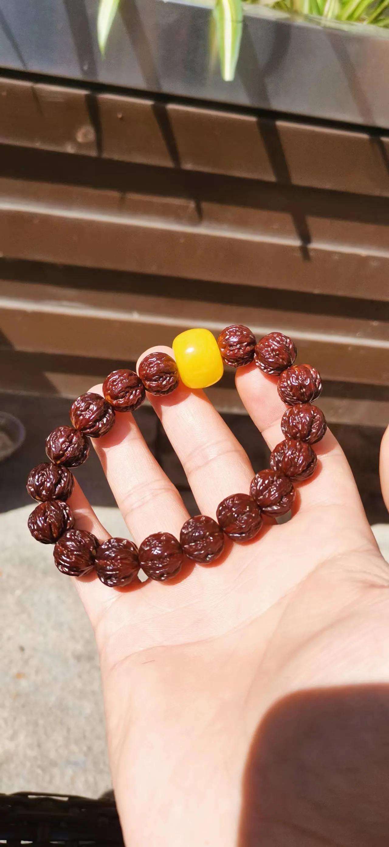 紫金鼠菩提子怎么玩,紫金鼠菩提子的寓意