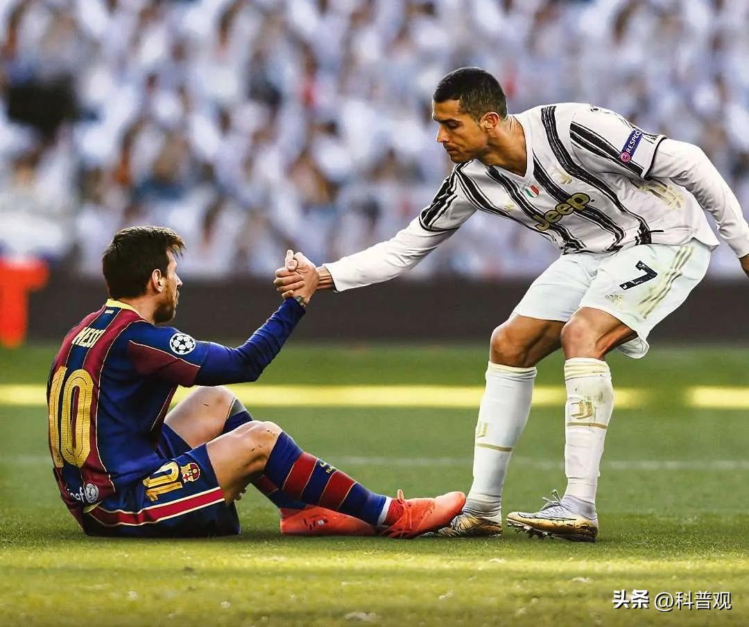 c罗掏出不明物体吃的是啥,c罗在球场掏出神秘物质补充能量