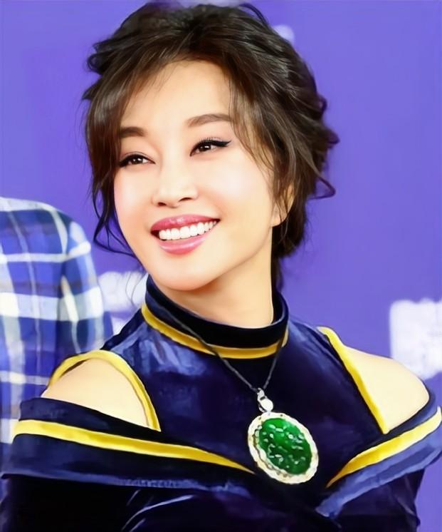 拥有10亿豪宅的10位女明星,盘点拥有豪宅的女明星