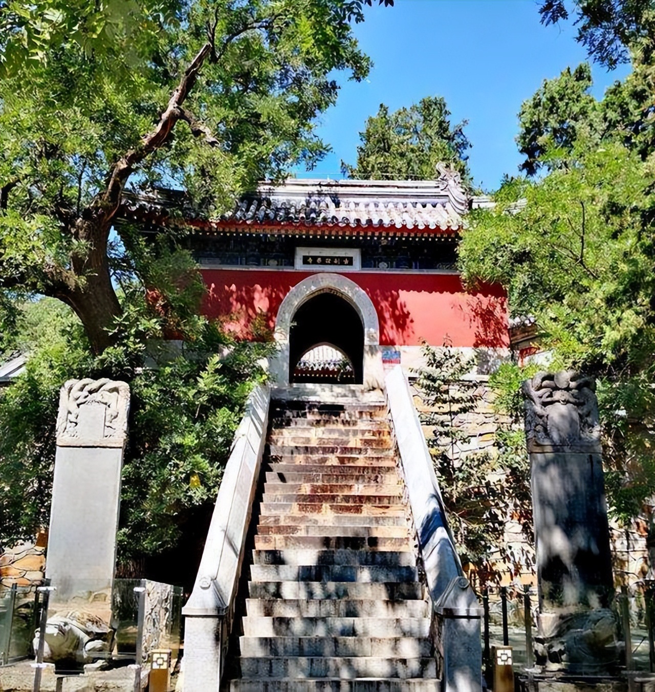 北京八大处公园,北京八大处寺庙