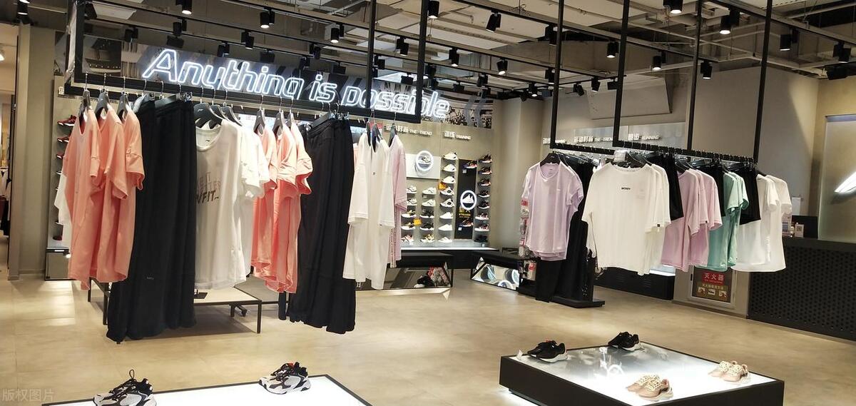 商场买的服装发现质量问题怎么办,商场买衣服发现买贵了怎么办