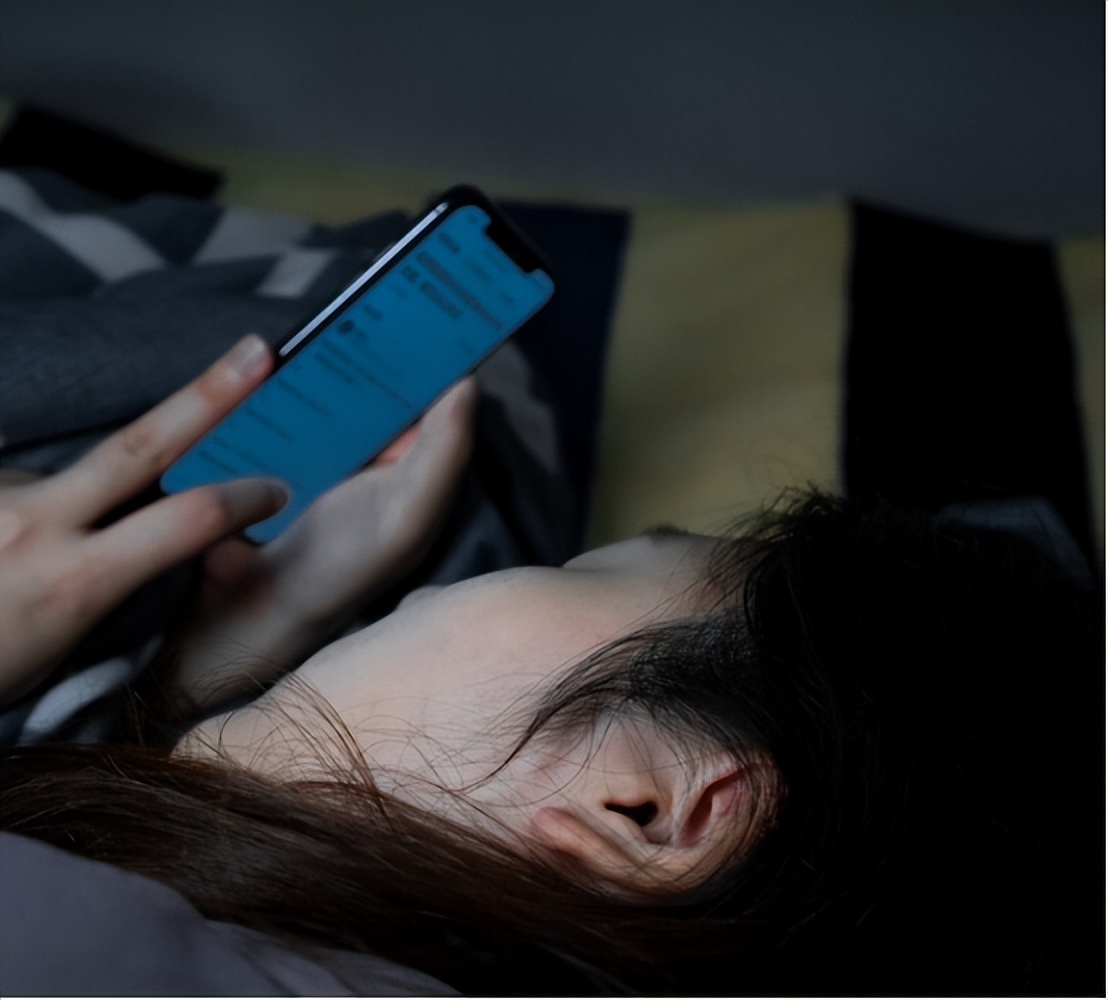 怎样治疗脱发掉头发最有效,掉头发怎么办教你一招永不脱发