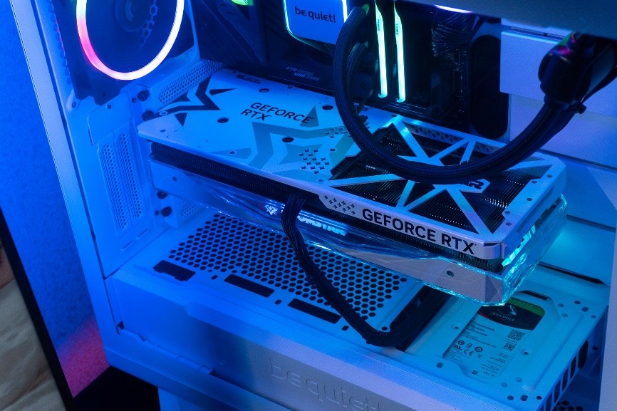 新风扇就是好，德静界Lightwingswhite，白色RGB秀起来