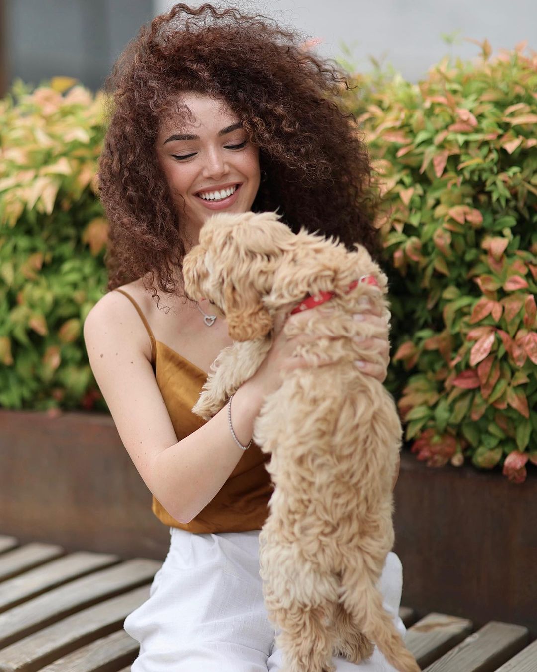 职场失意，情场得意！一起来认识下未来西甲最佳门将的女友