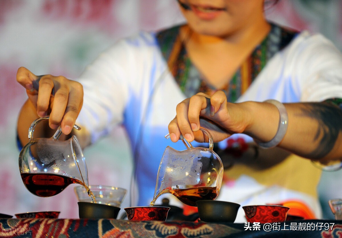 考茶艺师有什么好处,茶艺师培训的好处