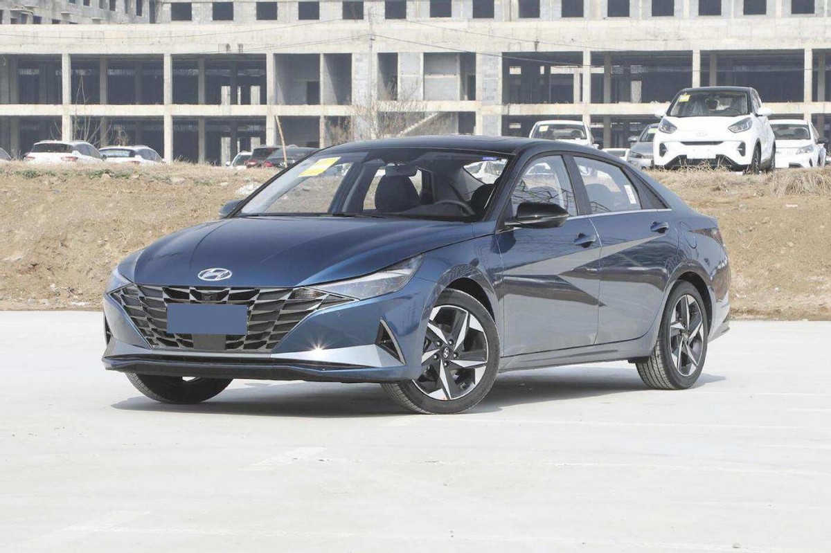 我眼中的好车推荐北京现代伊兰特,家用十万左右性价比高的车伊兰特