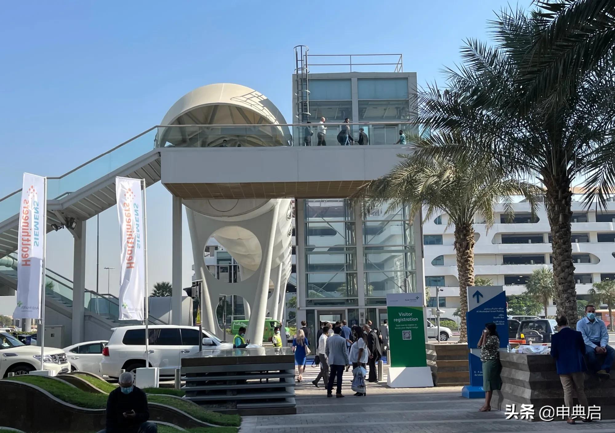 小吴在迪拜的医疗用品展,小吴迪拜