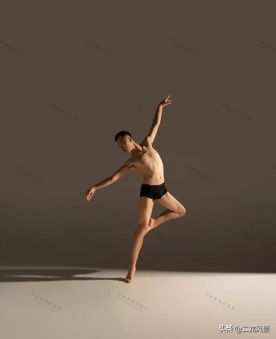 男舞蹈生舞蹈艺术照片,男士艺术照的拍摄