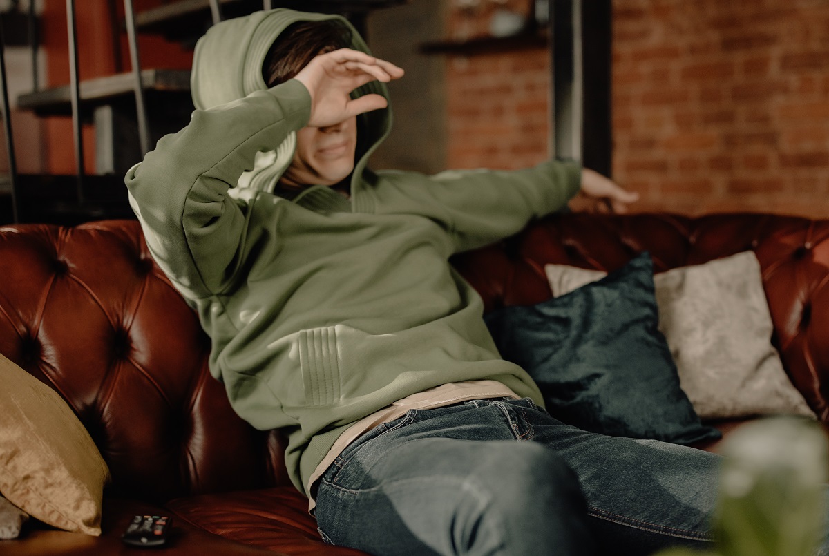 姐姐自私作为弟弟怎么办,如果弟弟不争气当姐姐的该怎样办