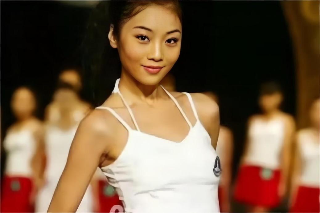 2019年，山东未婚女孩瞒着母亲，生下混血三胞胎，称：不需要男人