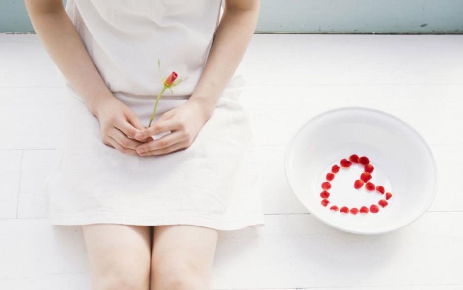 月经很多血块和血渣是不是在排毒,新冠期间来姨妈有血块是排毒吗