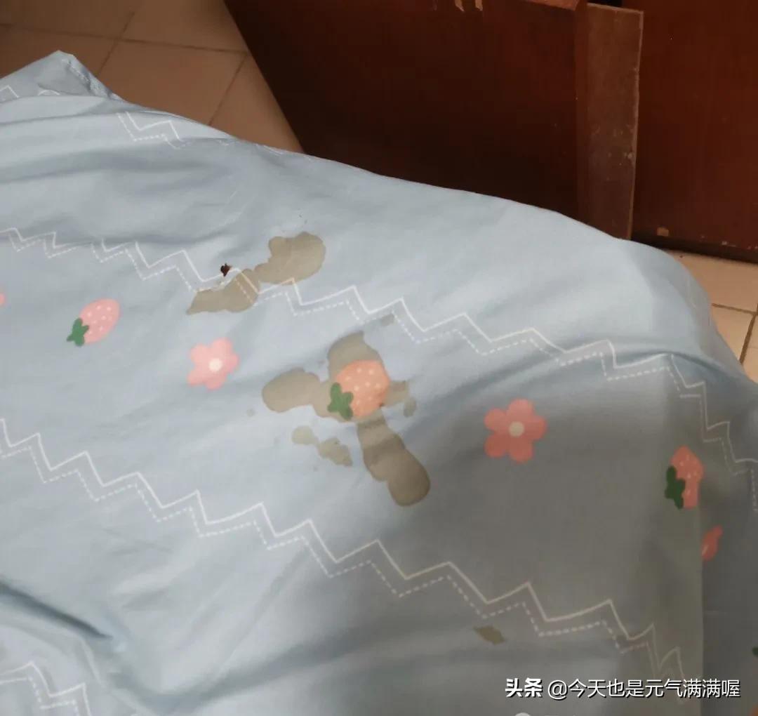 吓得我心惊胆跳睡不着,吓得我都躲起来了