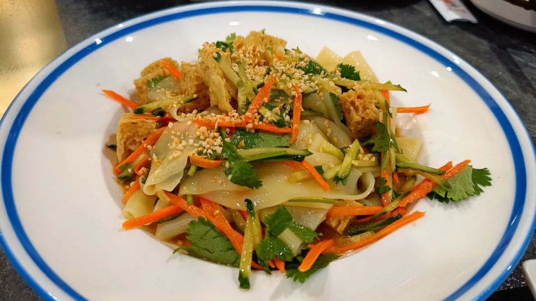 探店石家庄,石家庄铁锅焖面哪家最好