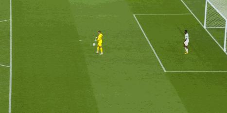 葡萄牙门将失误c罗反应,葡萄牙主教练被6比1蒙蔽了双眼