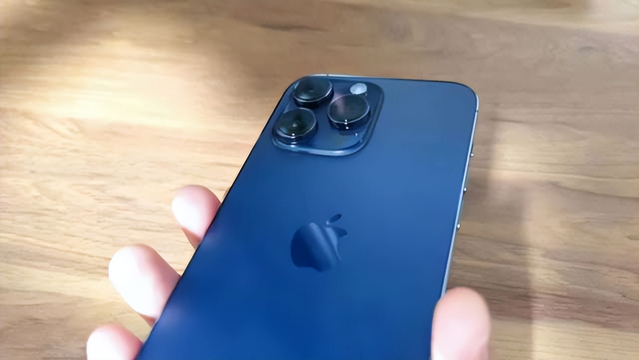 苹果iphone14promax暗紫色128g怎么样,年轻人的第一台iphone14promax暗夜紫