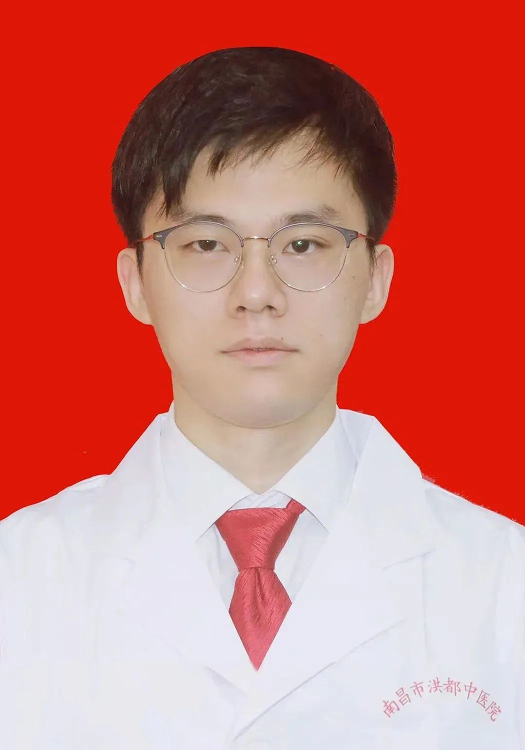 足球运动员韧带断裂修复费用,足球运动员断腿手术