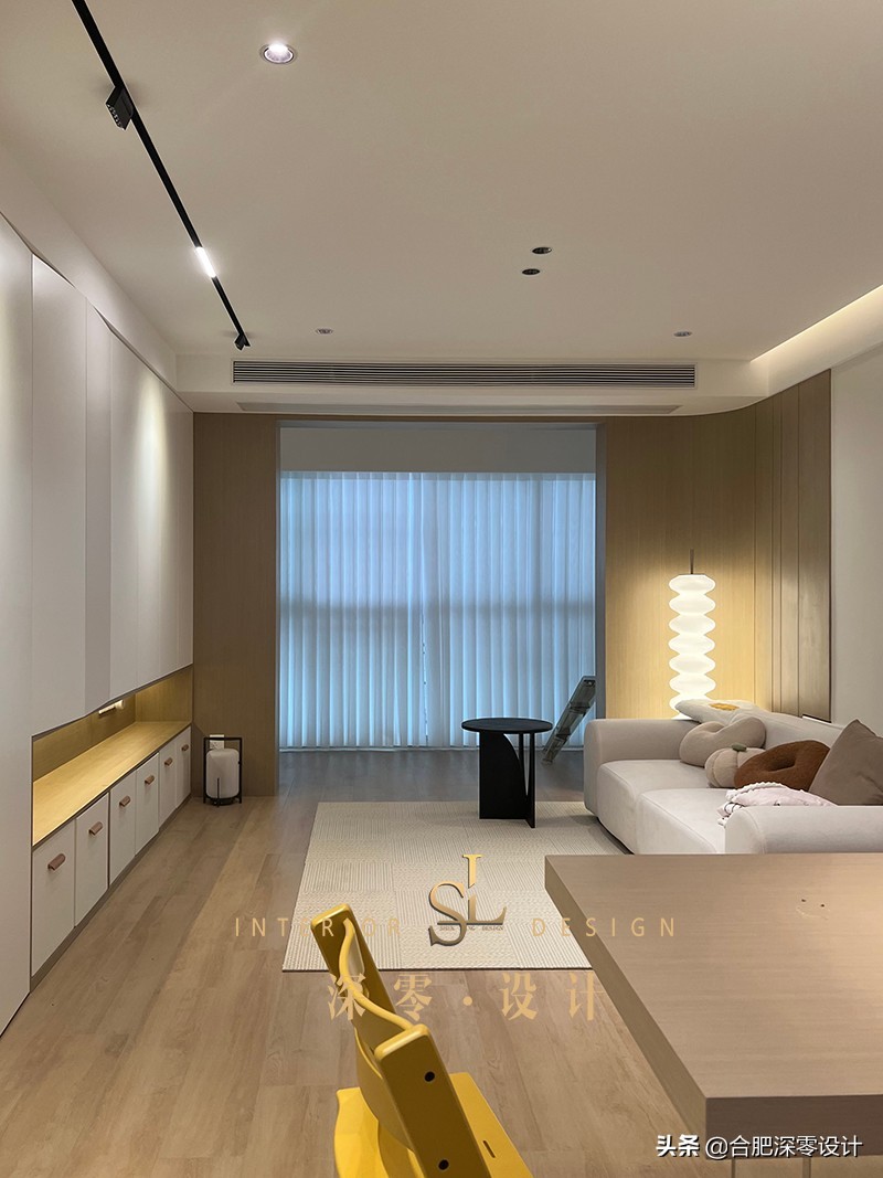 装前装后一对比，这钱花得一点都不心疼，全屋每处都在我要的点上