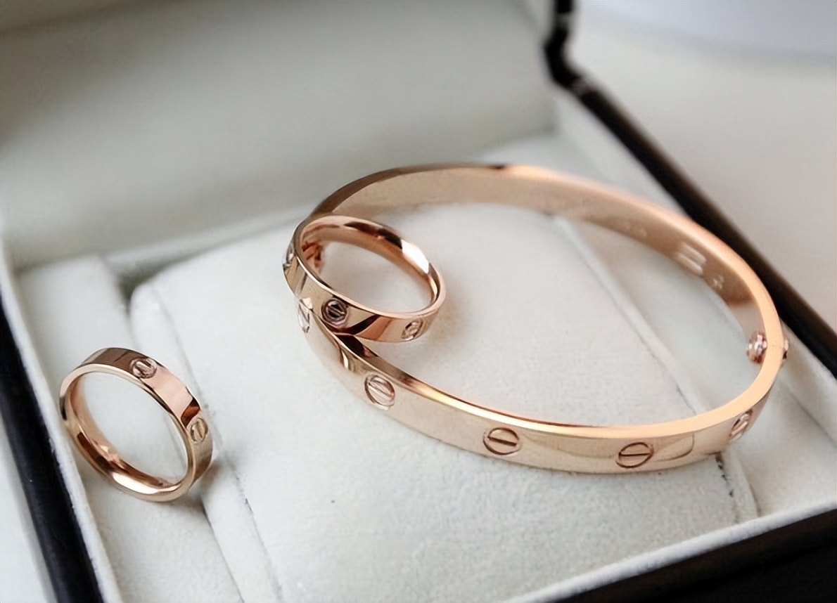 8万左右的卡地亚可以典当多少钱,卡地亚40分戒指多少钱