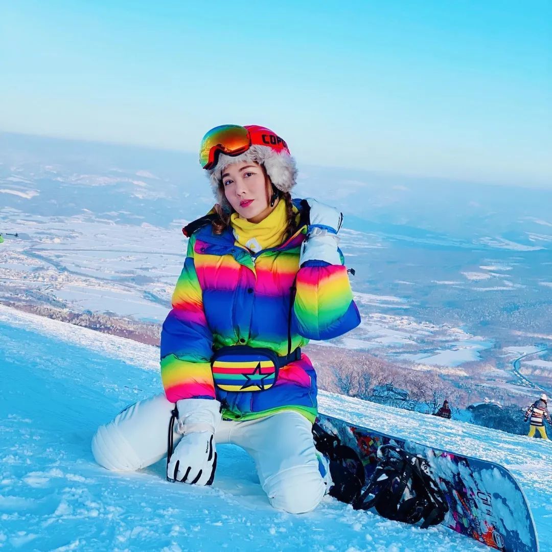 她的人生堪比一部狗血剧，拒绝嫁入豪门，多年后攒下上亿的身家