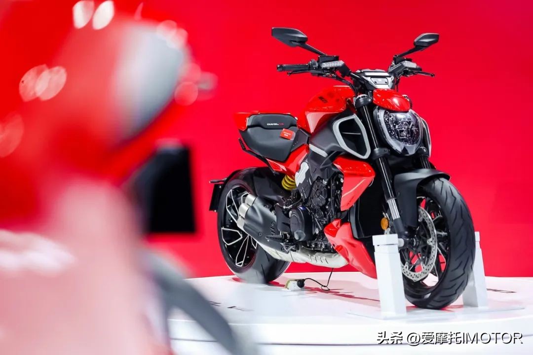 北京车展，杜卡迪上市全新大魔鬼DiavelV4