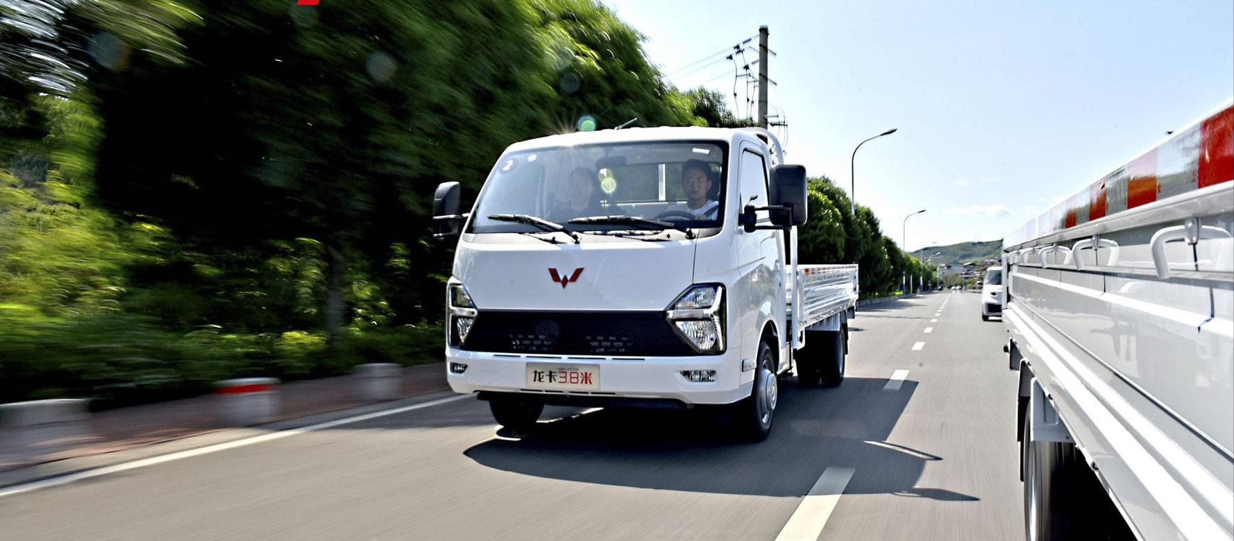 五菱新卡能拉2.5吨货,五菱最新款拉货王