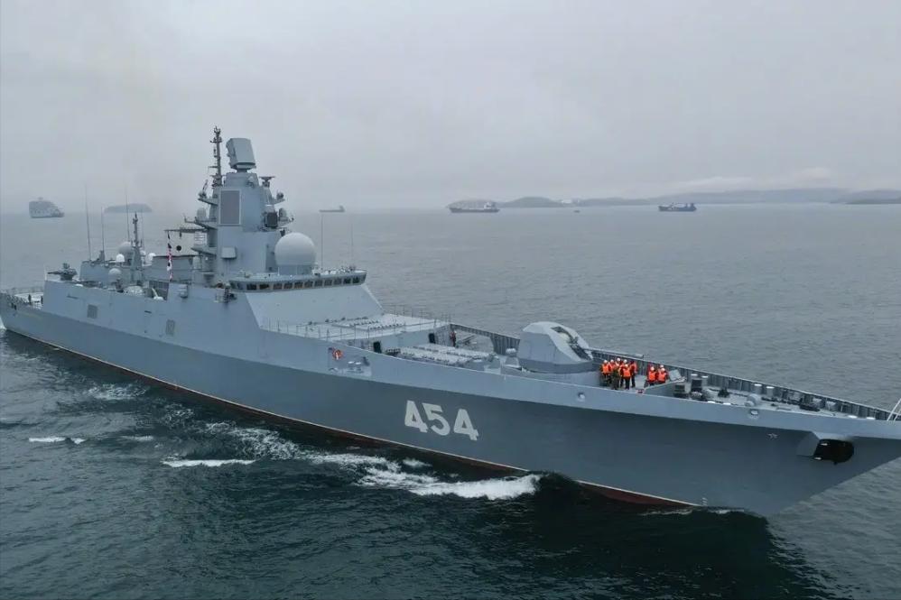 1美元买航母被坑30亿！印度沦为全世界笑柄，他们到底有多奇葩？