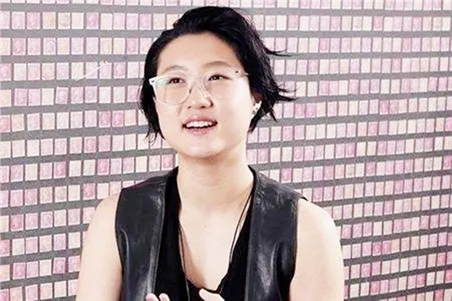 成龙谈林凤娇和房祖名,成龙谈林凤娇房祖名