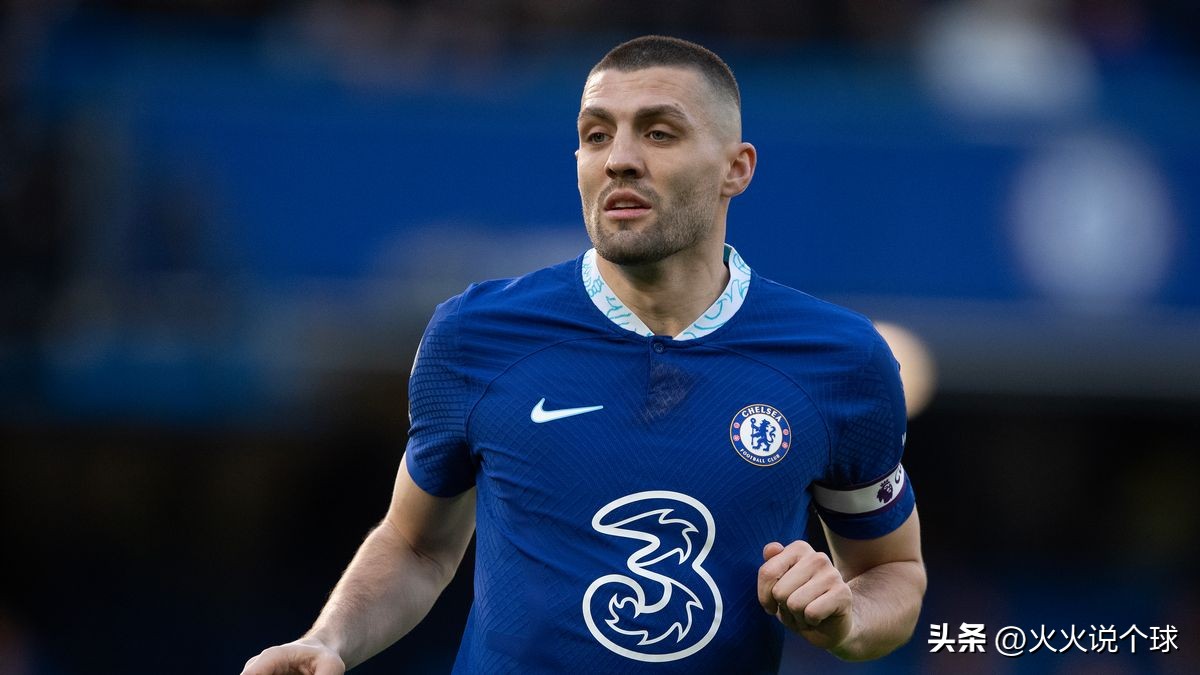 曼联签下切尔西中场芒特转会,芒特签约曼联工资