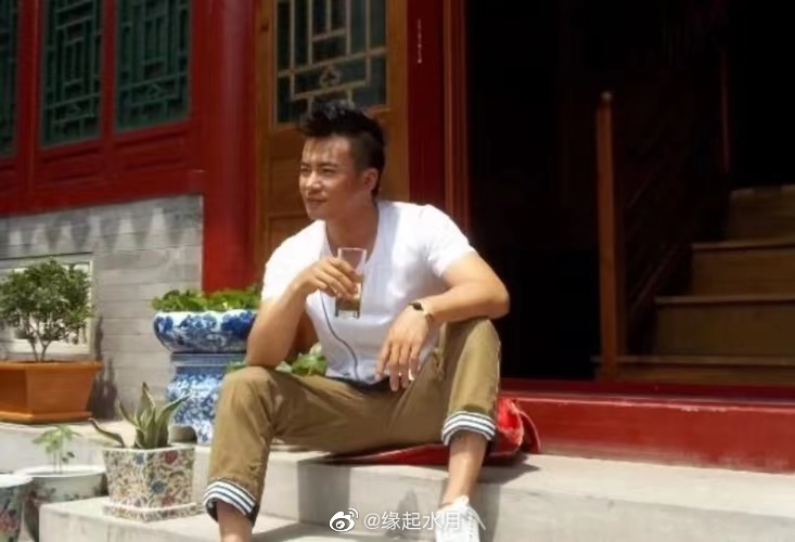 张国立和李连杰,张国立曾经入选南极科考队