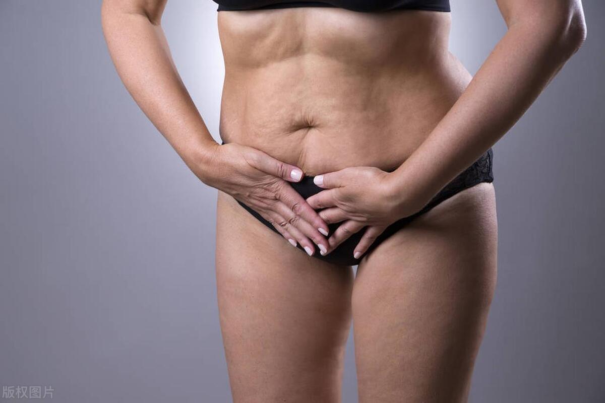 女朋友肚子疼上吐下泻,女朋友上厕所频繁小腹疼