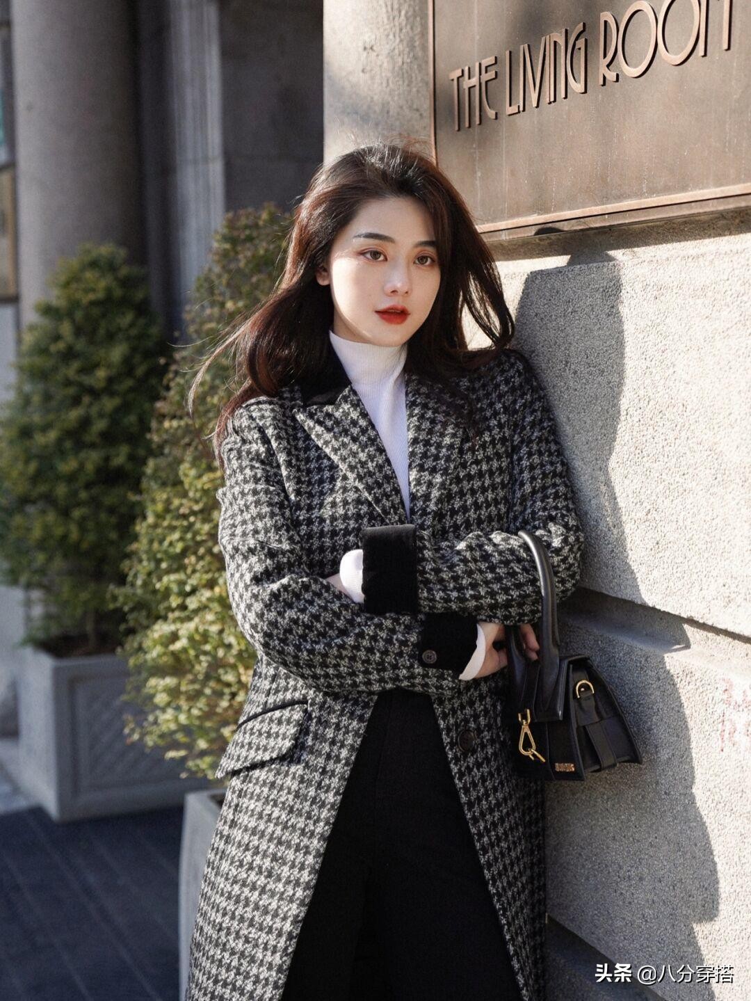 今年冬季流行穿这几款“大衣”，优雅保暖有气场，普通人也能驾驭